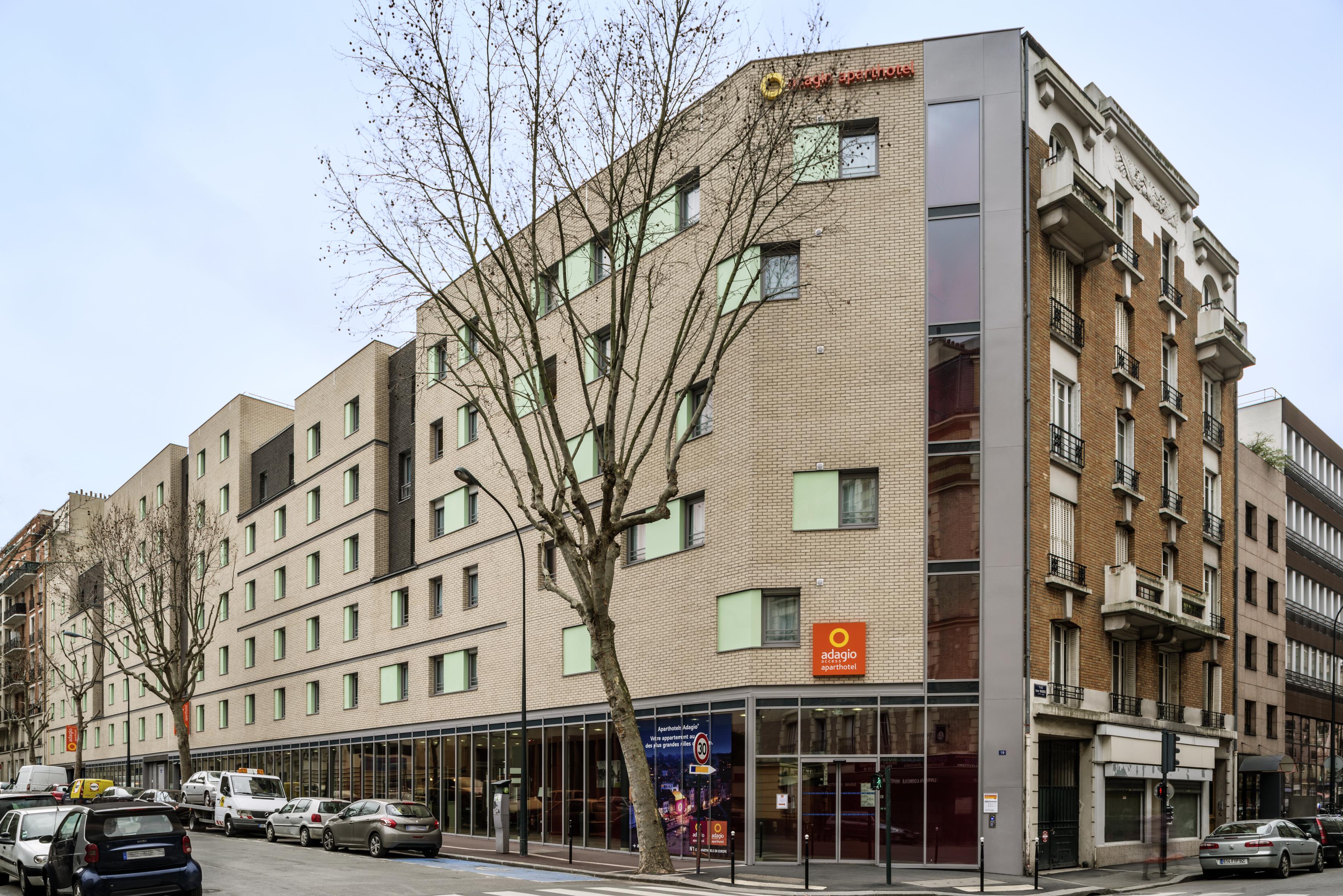 Aparthotel Adagio Access Paris Клиши Экстерьер фото