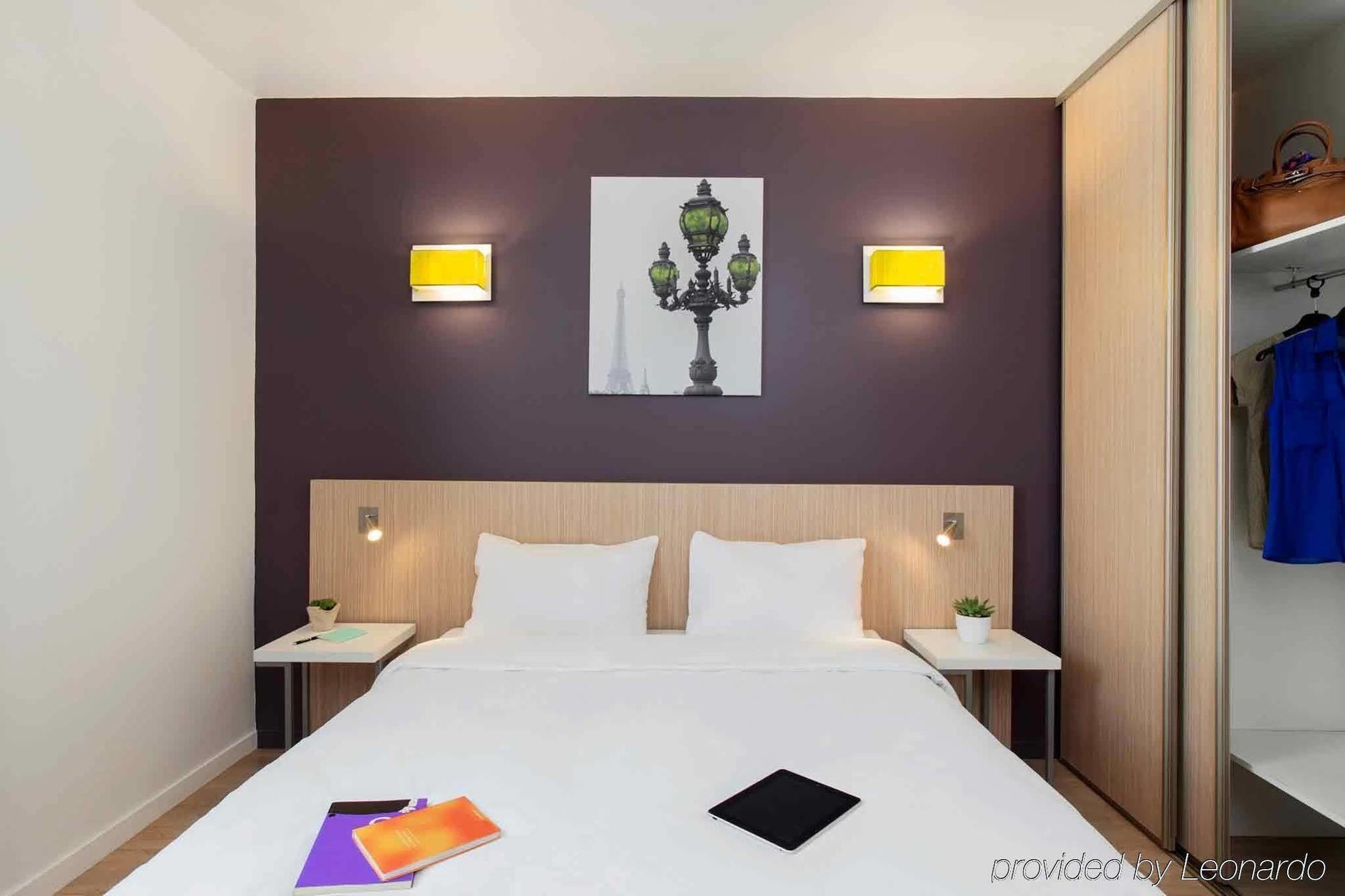 Aparthotel Adagio Access Paris Клиши Экстерьер фото